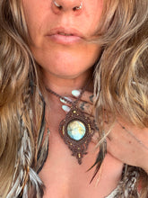 Load image into Gallery viewer, Labradorite Necklace