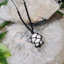 Load image into Gallery viewer, Howlite Necklace