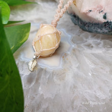 Load image into Gallery viewer, Yellow Calcite Necklace