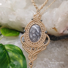 Load image into Gallery viewer, Fossil Coral Necklace