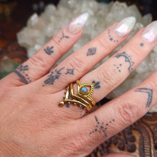 Load image into Gallery viewer, Labradorite Brass Rings