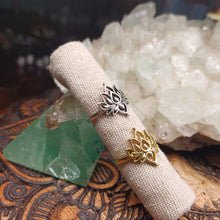Load image into Gallery viewer, Lotus Ring