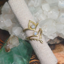 Load image into Gallery viewer, Moonstone Brass Rings
