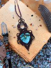 Load image into Gallery viewer, ✨ The Oracles Heart 🌙