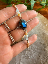 Load image into Gallery viewer, Labradorite Bracelet