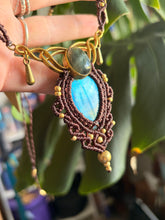 Load image into Gallery viewer, Labradorite Necklace