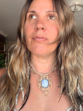 Load image into Gallery viewer, Moonstone necklace