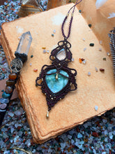 Load image into Gallery viewer, ✨ The Oracles Heart 🌙
