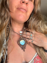Load image into Gallery viewer, Labradorite Necklace
