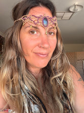 Load image into Gallery viewer, Purple Labradorite Crown