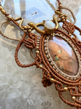 Load image into Gallery viewer, Labradorite & Moonstone Macramé Goddess Necklace
