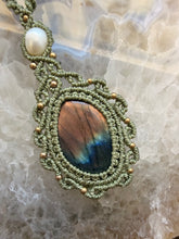 Load image into Gallery viewer, Labradorite Necklace