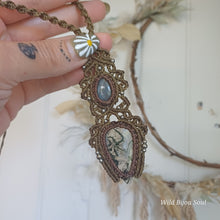 Load image into Gallery viewer, Labradorite & Moss Agate Necklace