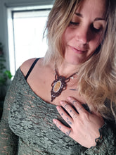 Load image into Gallery viewer, Fossilised Coral Necklace