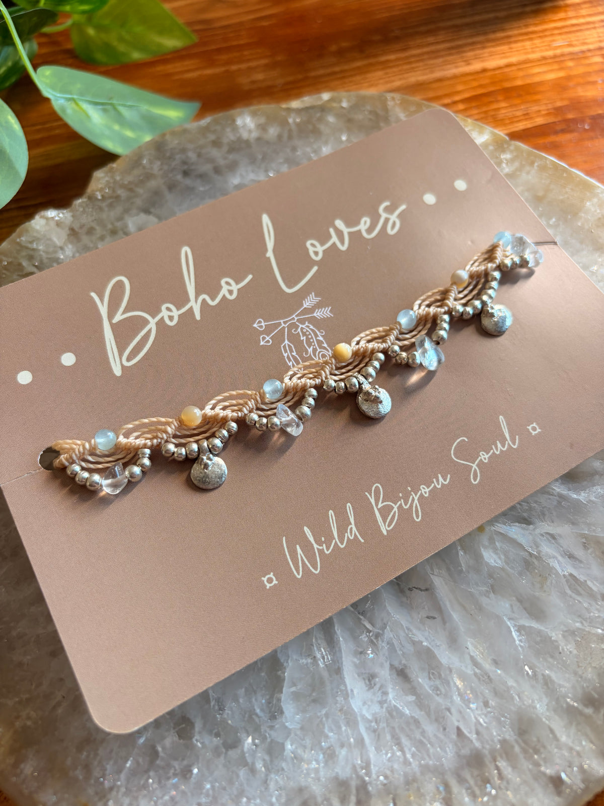 Shell and Aquamarine Anklet