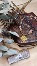 Load image into Gallery viewer, Peach Moonstone &amp; Brass handmade necklace
