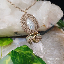 Load image into Gallery viewer, Snow Agate &amp; Clear Quartz Point Necklace
