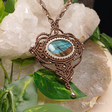 Load image into Gallery viewer, Labradorite Necklace
