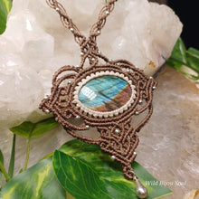 Load image into Gallery viewer, Labradorite Necklace
