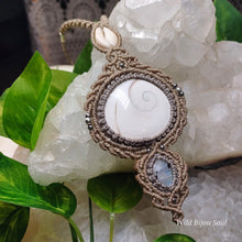 Load image into Gallery viewer, Shiva Shell and Moonstone Necklace
