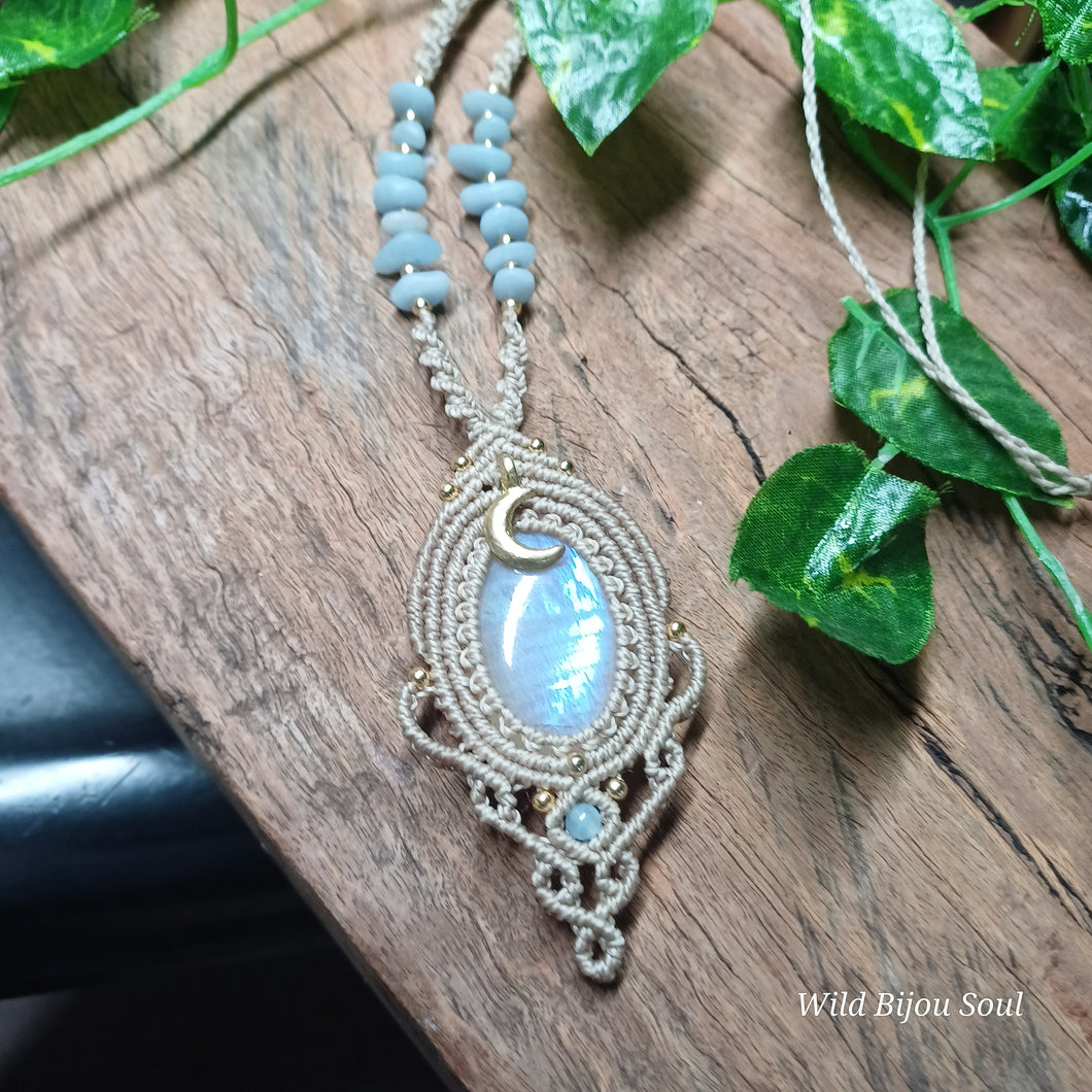 Illuminate Your Path ~ Belomorite