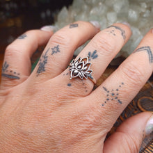 Load image into Gallery viewer, Lotus Ring
