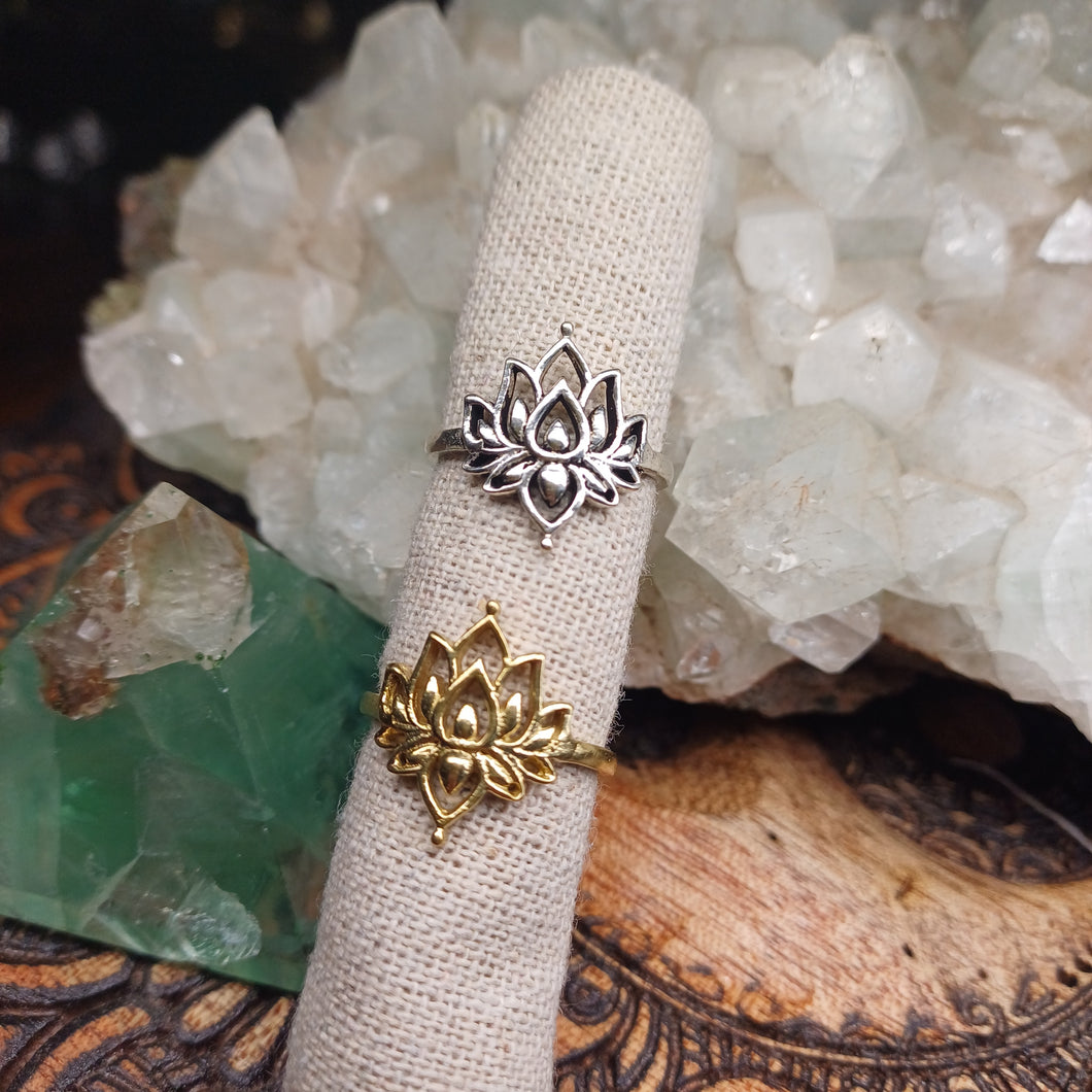 Lotus Ring