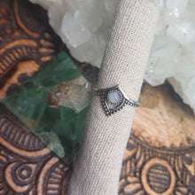 Load image into Gallery viewer, Moonstone Silver Ring
