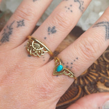 Load image into Gallery viewer, Turquoise Brass Rings
