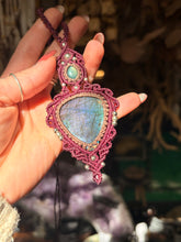 Load image into Gallery viewer, Mystic rose 🌹 Labradorite
