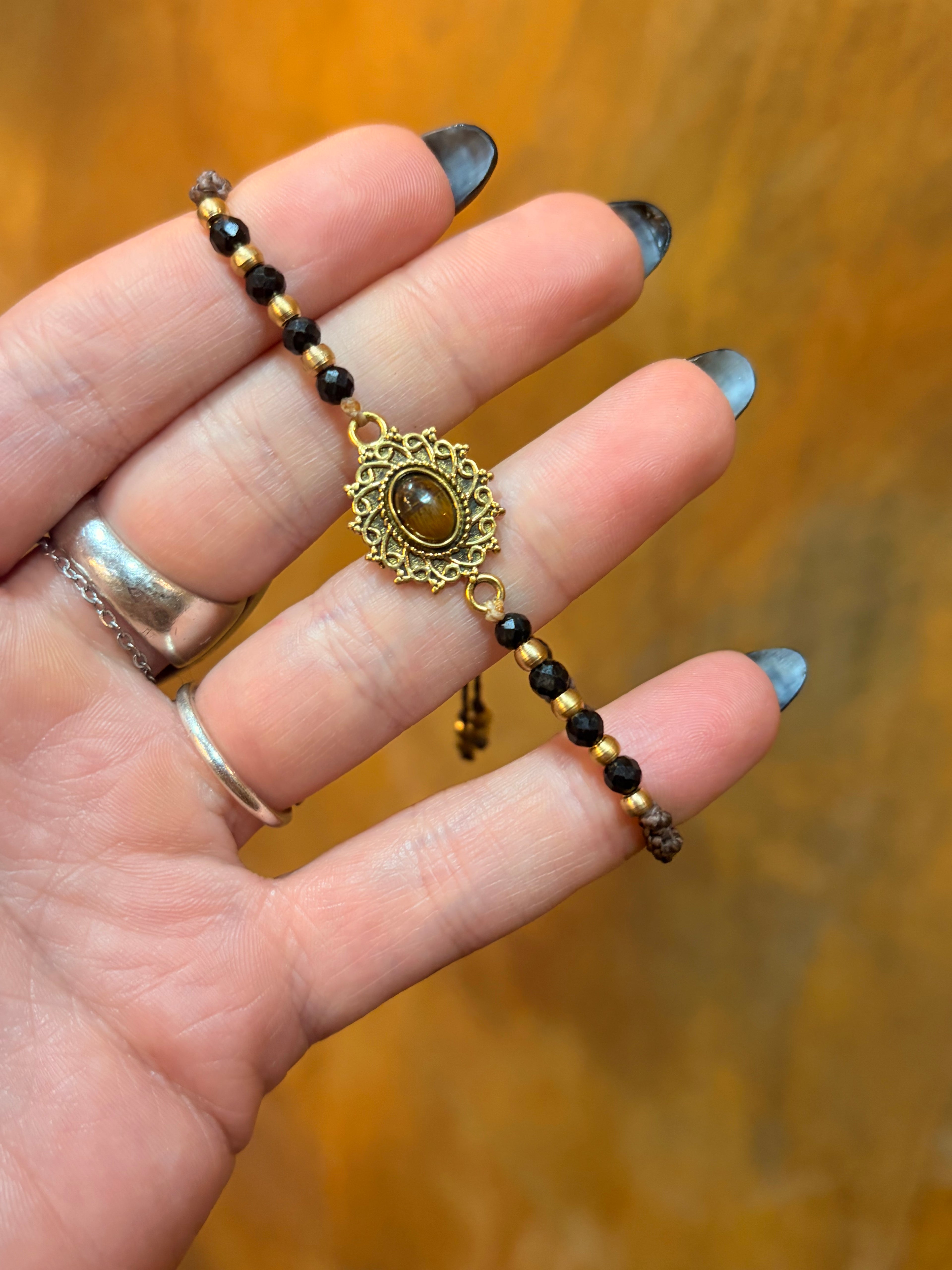 Tigers eye and Obsidian Bracelet