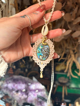 Load image into Gallery viewer, Tides of the moon 🌙 Paua shell
