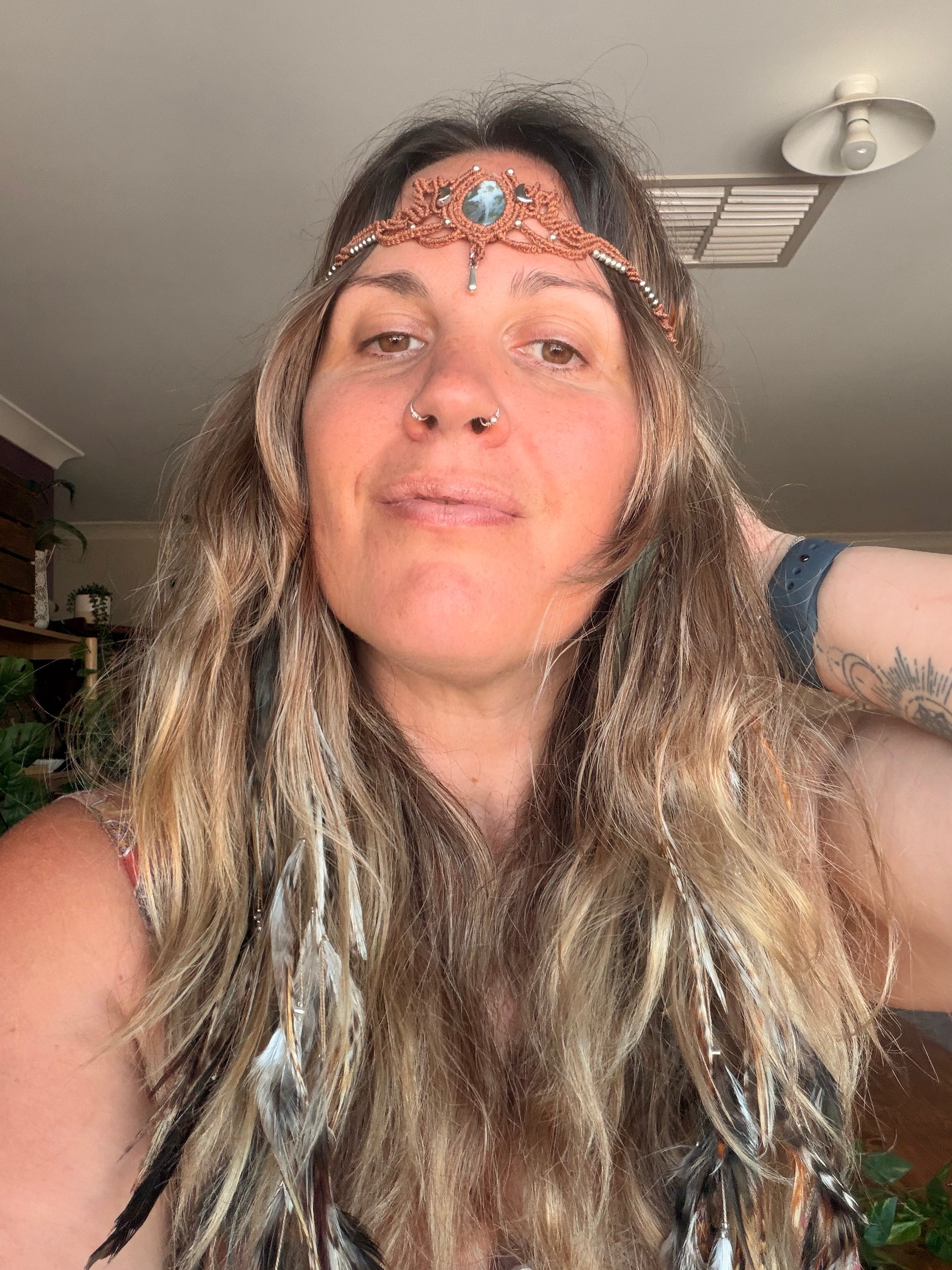 Moss agate crown
