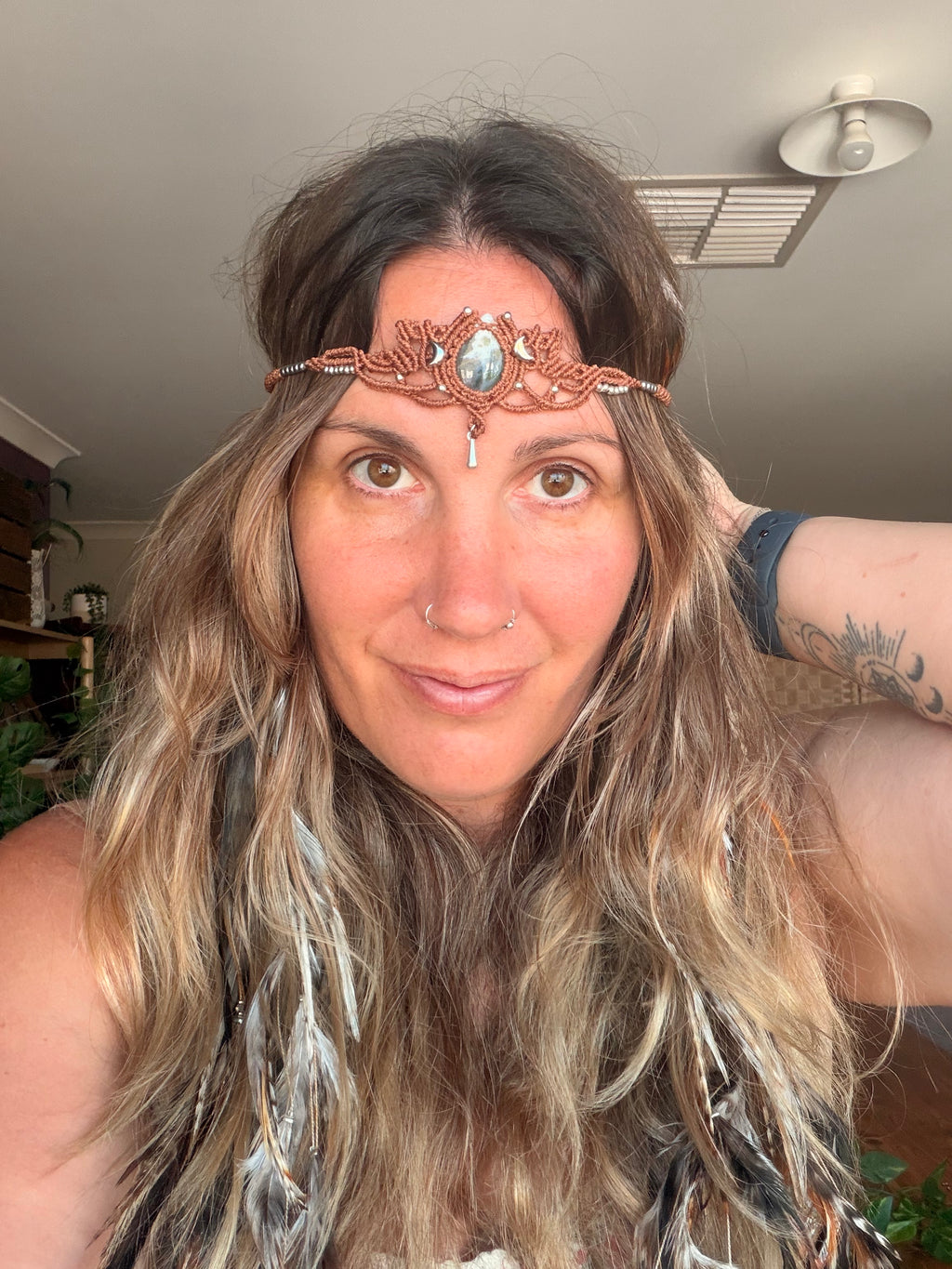 Moss agate crown