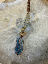 Load image into Gallery viewer, Kyanite, Labradorite &amp; Angelite Macramé Necklace
