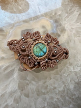 Load image into Gallery viewer, Labradorite Macramé Bracelet
