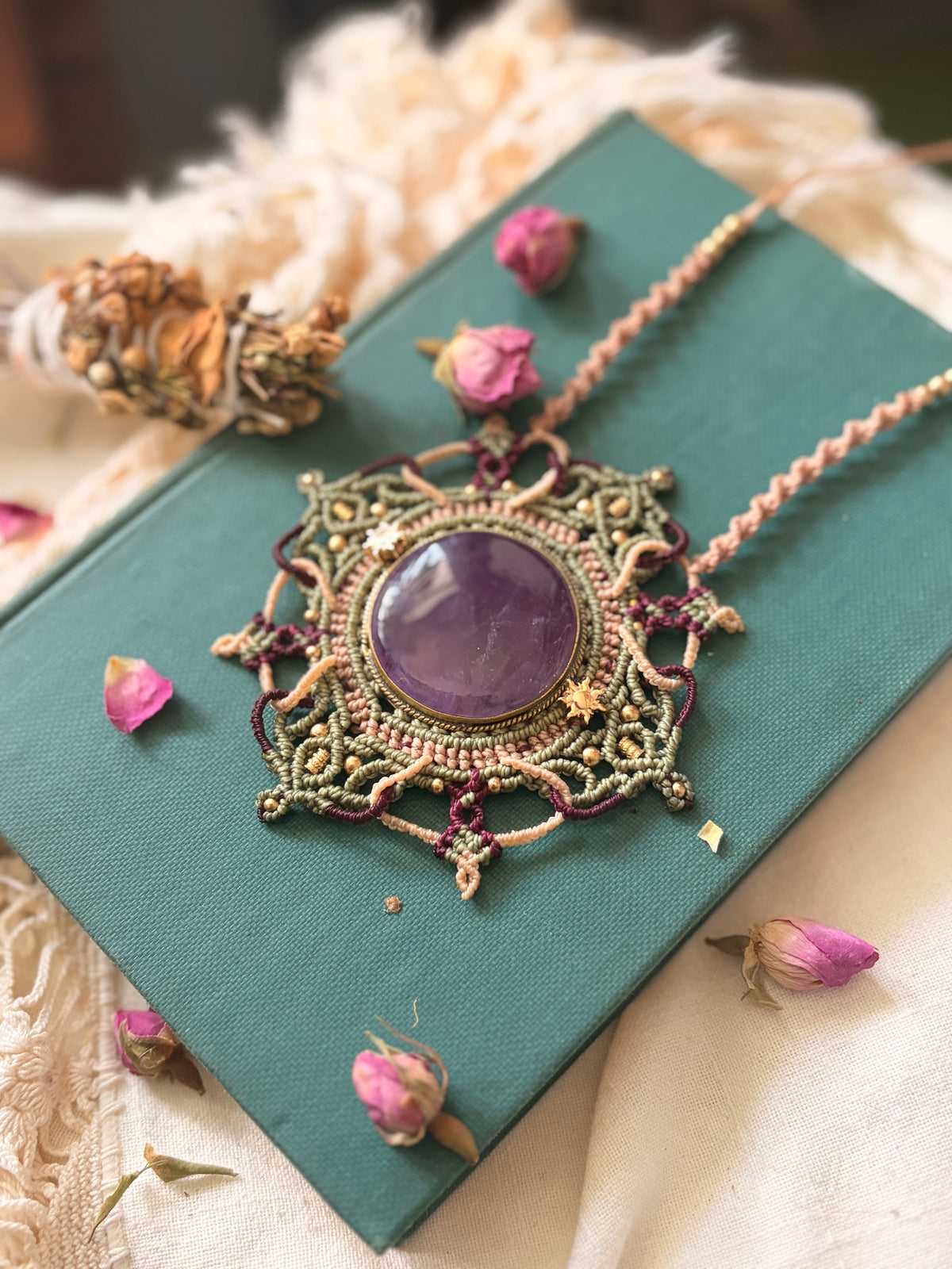 Violet Spell - Amethyst necklace