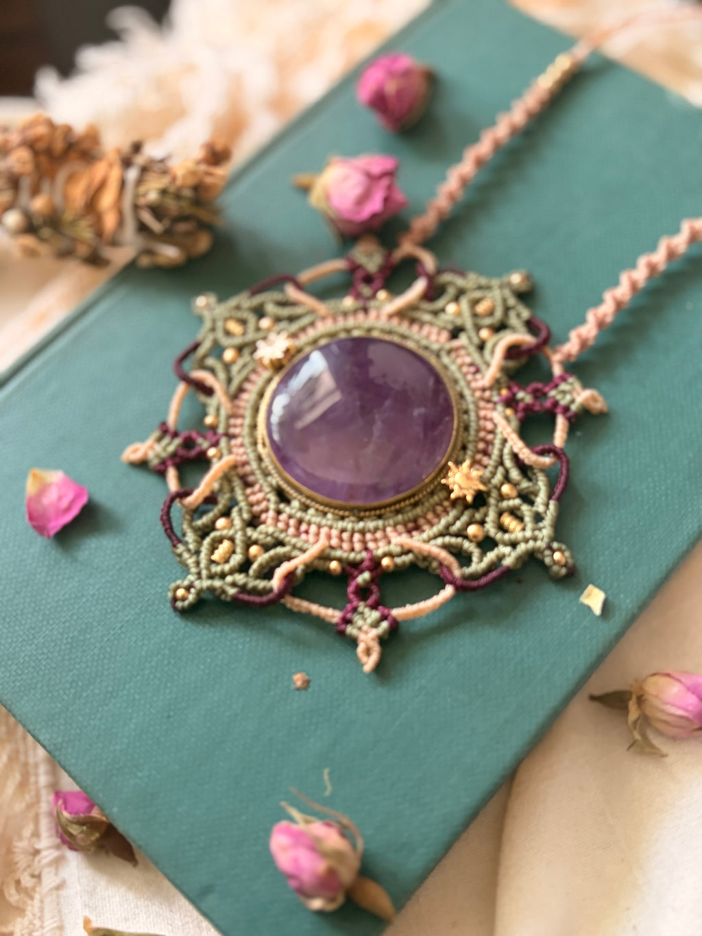 Violet Spell - Amethyst necklace