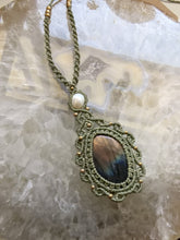 Load and play video in Gallery viewer, Labradorite Necklace

